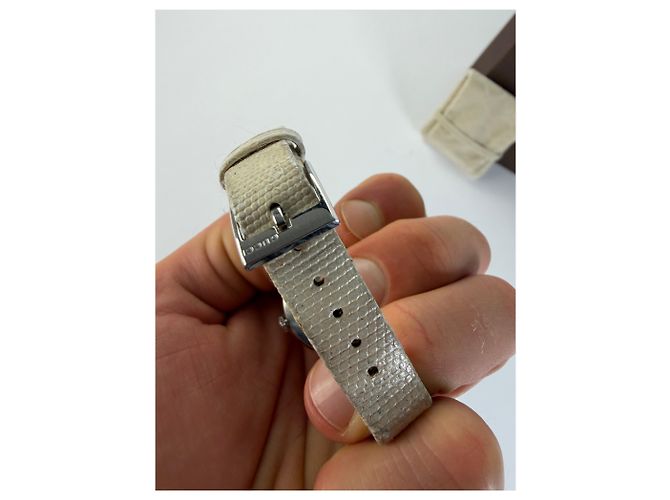 Vintage Gucci Armbanduhr mit Lederarmband c. 2000s Cream Silver - Ansicht 4