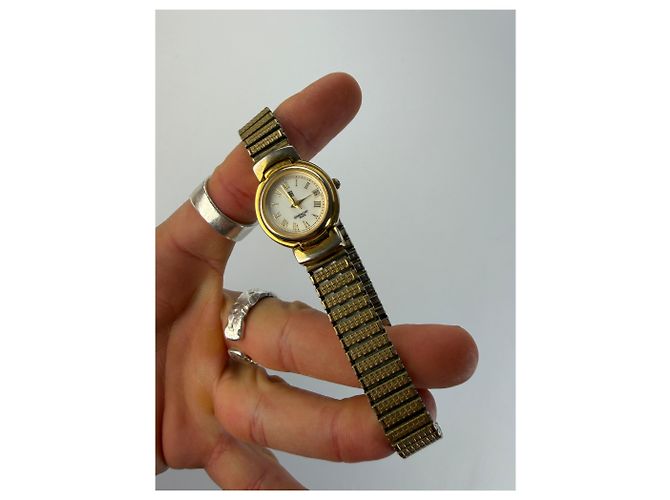Orologio bracciale Vintage Givenchy da donna c. fine anni '80 Gold White D'oro - vista 2