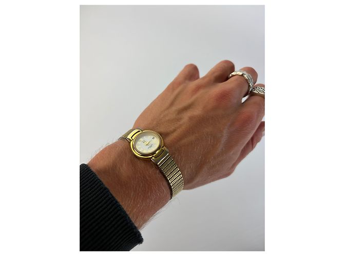 Orologio bracciale Vintage Givenchy da donna c. fine anni '80 Gold White D'oro - vista 7