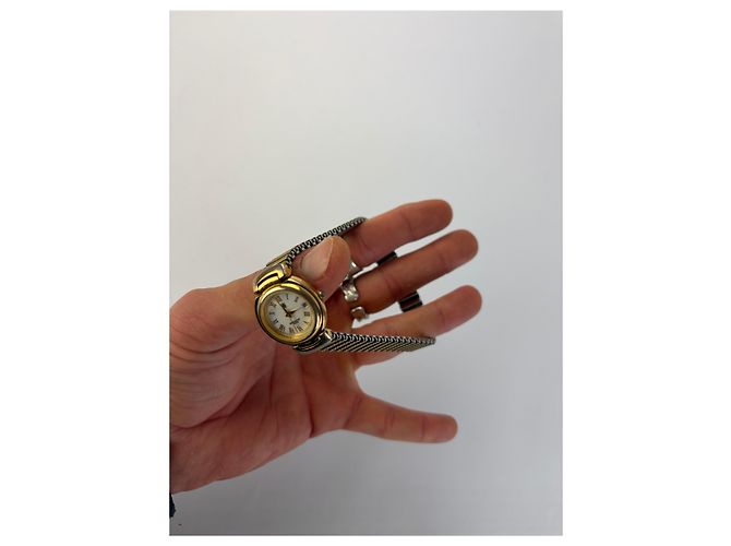 Orologio bracciale Vintage Givenchy da donna c. fine anni '80 Gold White D'oro - vista 9