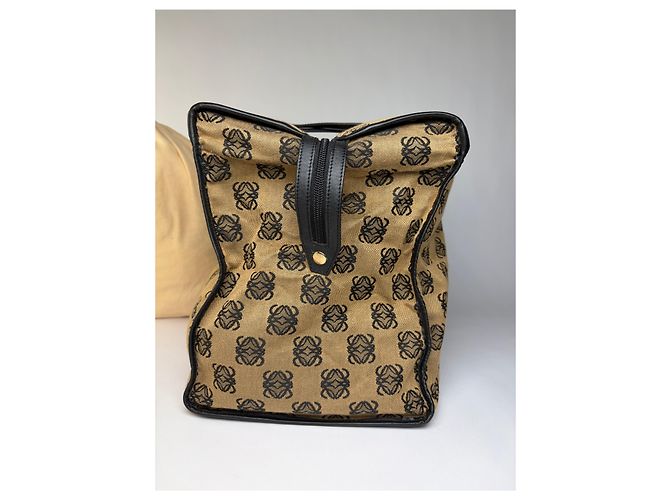 Vintage Loewe Anagram Canvas Tote Ende 1990s Beige Black - Ansicht 6