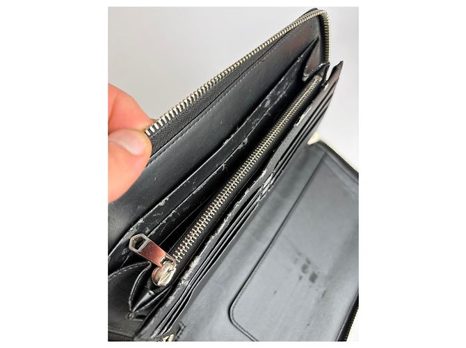 Vintage Givenchy Bambi Print Leather Bifold Wallet 2013 Black - view 3