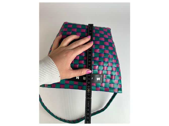 Vintage Marni strukturierte gewebte Handtasche Grün Rosa Blau - Ansicht 10