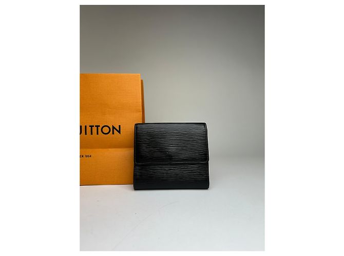 Vintage Louis Vuitton Epi Leather Bifold Wallet Black - view 10