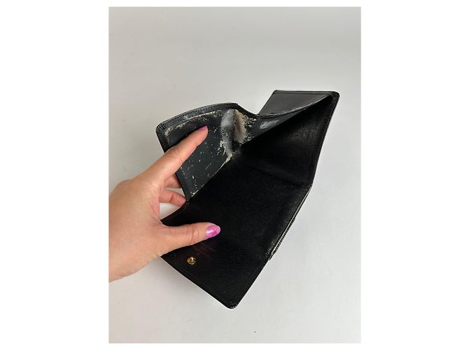 Vintage Louis Vuitton Epi Leather Bifold Wallet Black - view 6