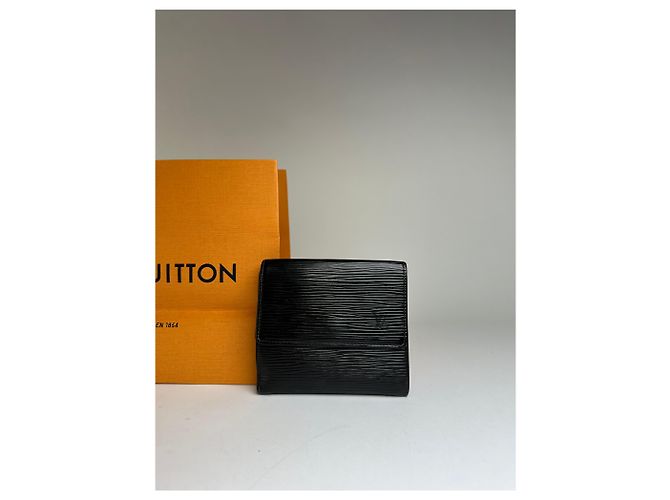 Vintage Louis Vuitton Epi Leather Bifold Wallet Black - view 9