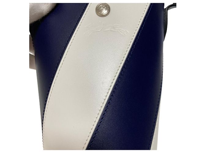 Borsa a tracolla Longchamp Epure XS Bucket Bianco Blu navy - vista 12