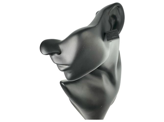 Orecchini a lobo in legno quadrati neri Chanel Nero - vista 2