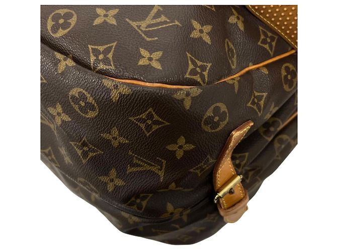 Bolso de hombro Louis Vuitton Saumur 35 Castaño - vista 10