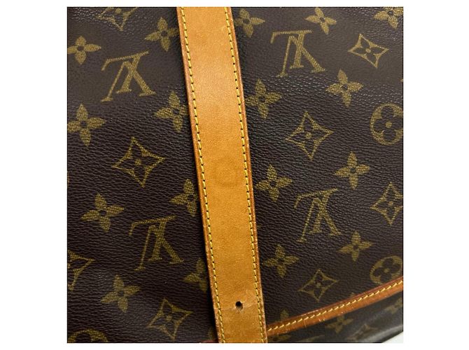 Bolso de hombro Louis Vuitton Saumur 35 Castaño - vista 19