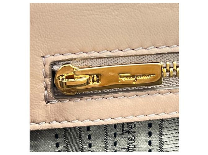 Borsa a tracolla Salvatore Ferragamo Vara Ribbon Rosa - vista 15