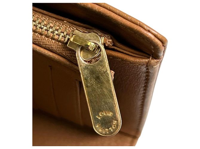 Louis Vuitton Portefeuille Amelia Mahina Long Wallet Beige - vista 11