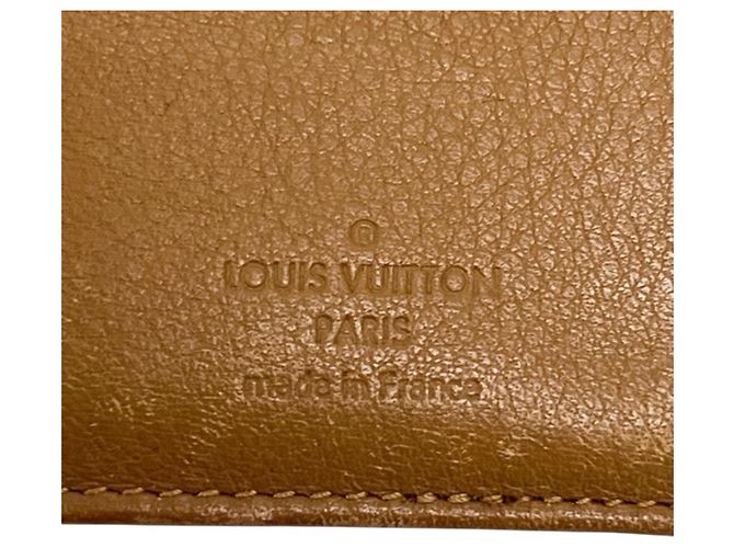 Louis Vuitton Portefeuille Amelia Mahina Long Wallet Beige - vista 12