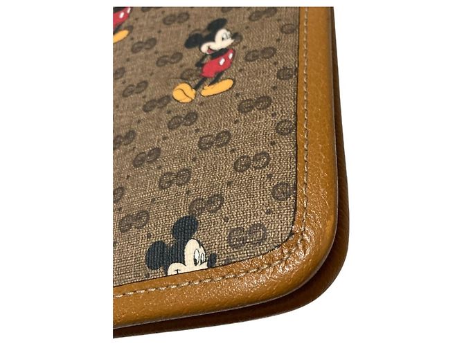 GUCCI Disney Collaboration Micro GG Supreme Clutch Bag Braun - Ansicht 13