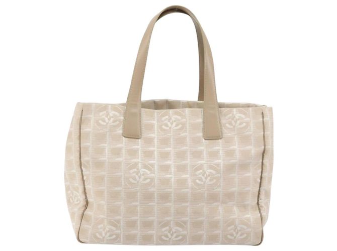 Chanel Travel Line Nylon Small Bege - vista 2