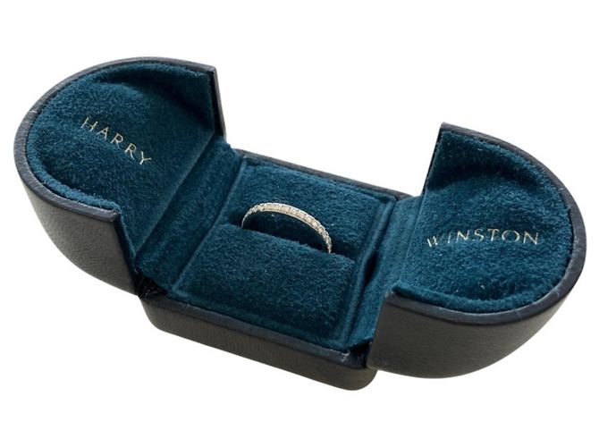 Harry Winston Micropavé Eternity Diamond Band Ring - Ansicht 7