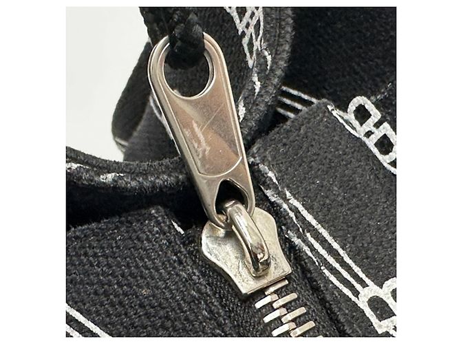 Everyday Balenciaga Monogram Canvas Tote Bag Schwarz - Ansicht 17
