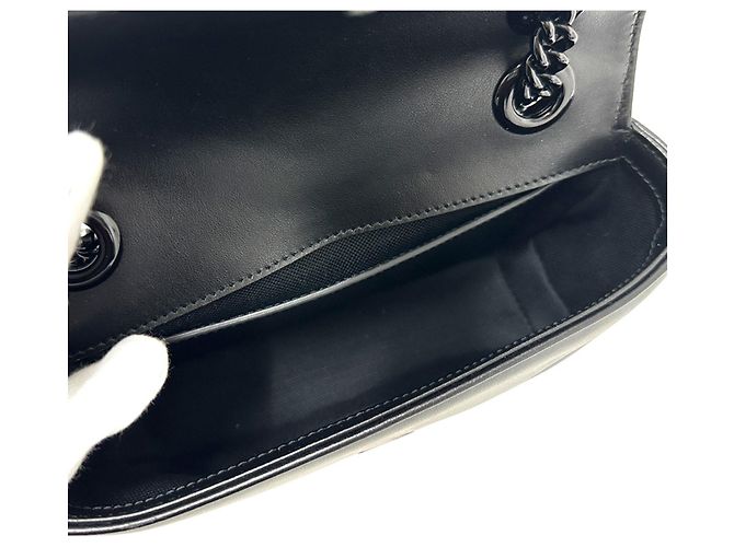 Borsa a tracolla Gucci GG Marmont in pelle nera Nero - vista 5