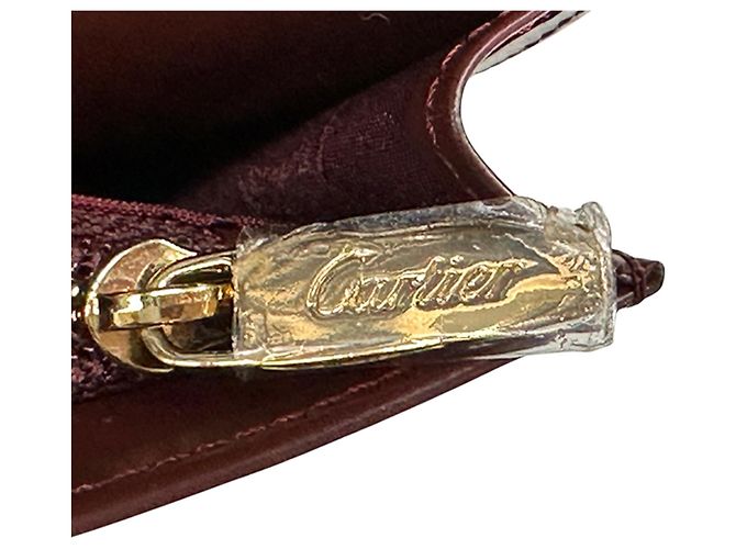 Cartier Langer Geldbeutel aus Bordeaux-Leder - Ansicht 11