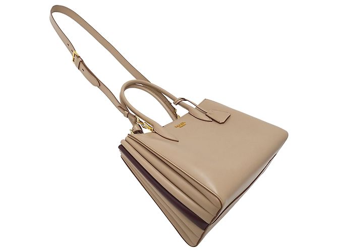 Tote Sac à épaule et cabas Prada en cuir rose beige - vue 4