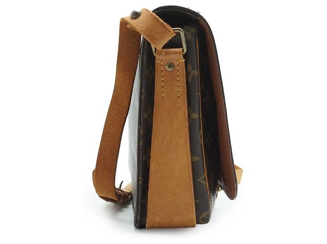 Louis Vuitton Monogram Cartouchiere GM Marrom - vista 3