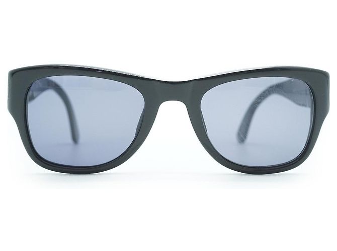 Chanel Occhiali da sole con montatura nera e logo CC Nero - vista 3