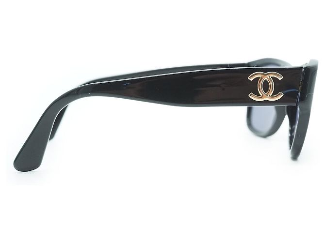 Chanel Occhiali da sole con montatura nera e logo CC Nero - vista 5
