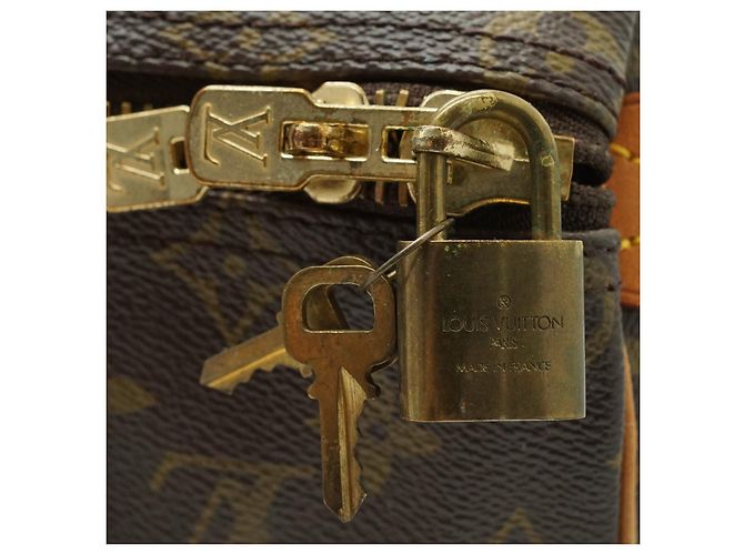 Louis Vuitton Vintage Monogram Keepall 50 Marron - vue 9