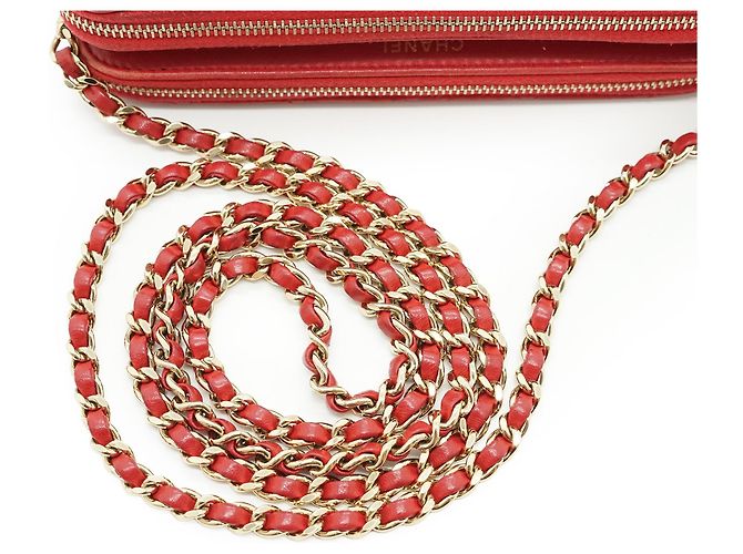 Chanel Portafoglio-borsa a tracolla CC in pelle di agnello con doppia zip Rosso - vista 10