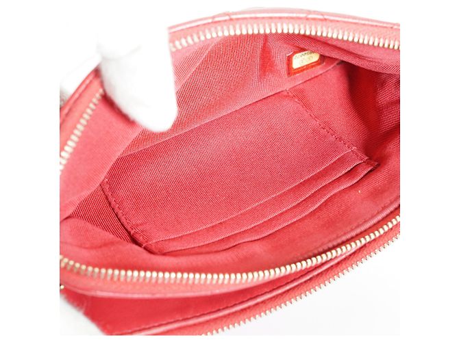 Chanel Portafoglio-borsa a tracolla CC in pelle di agnello con doppia zip Rosso - vista 12