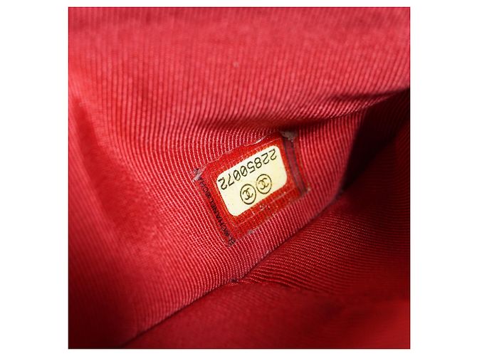 Chanel Portafoglio-borsa a tracolla CC in pelle di agnello con doppia zip Rosso - vista 13