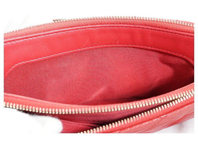 Chanel Portafoglio-borsa a tracolla CC in pelle di agnello con doppia zip Rosso - vista 14