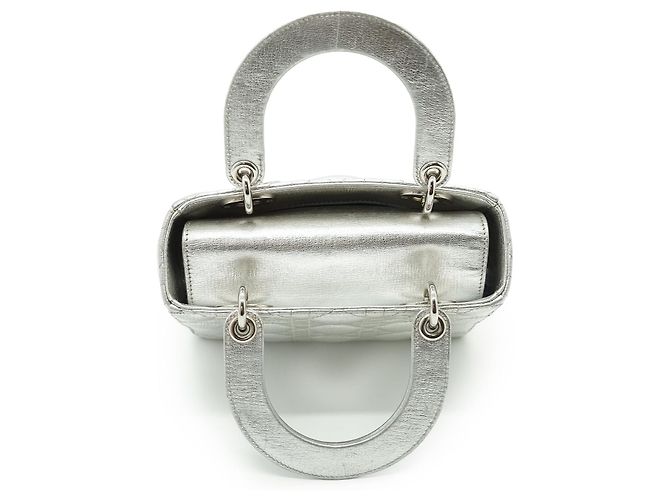 Lady Dior My ABCDior Cannage Pelle di agnello metallizzata Small Argento Blu chiaro - vista 9