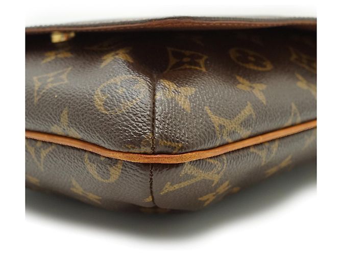 Louis Vuitton Monogram Musette Salsa Long Strap Castaño Mostaza - vista 8