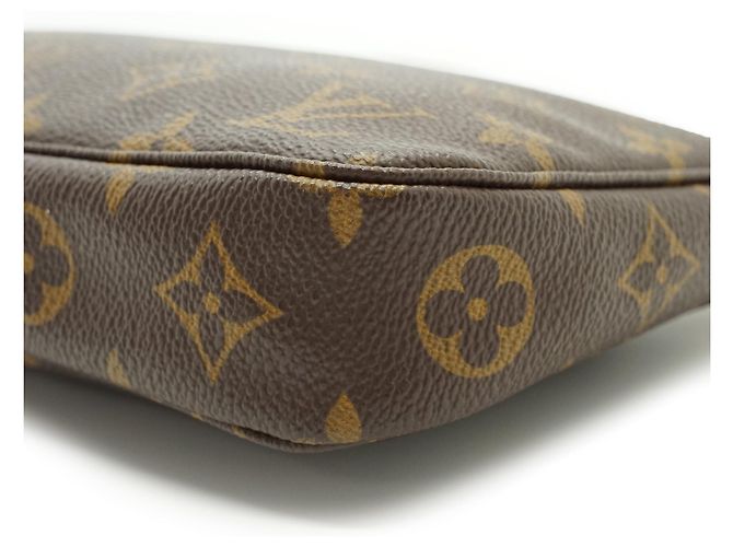 Louis Vuitton Monogram Pochette Accessoires Marrone - vista 8