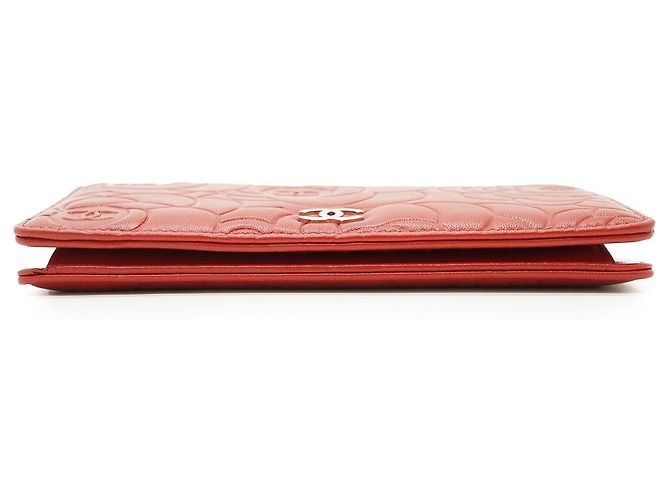 Chanel Camellia Geprägtes Lammleder Bifold Long Wallet Rot - Ansicht 5