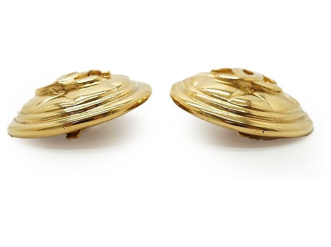 Chanel Boucles d'oreilles clips CC Matelassé GP Doré - vue 3