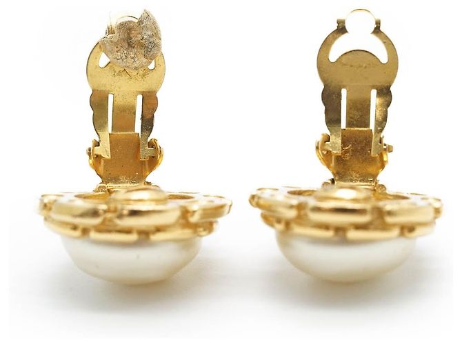 Chanel Orecchini a clip rotondi in perle artificiali vintage Bianco D'oro - vista 8