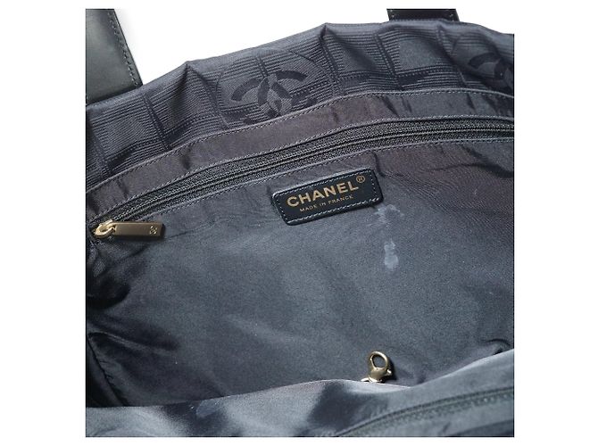 Chanel New Travel Line Tote PM Nero - vista 10