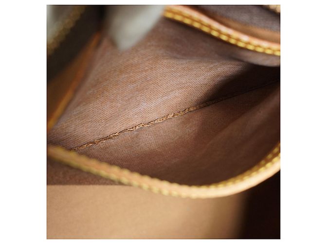 Louis Vuitton Monogram Speedy 35 Marron Cuir - vue 15
