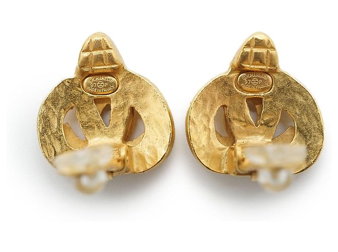 Chanel Boucles d'oreilles clips Coco Mark Heart GP Doré - vue 7