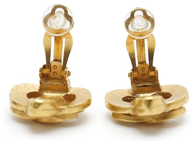 Chanel Boucles d'oreilles clips Coco Mark Heart GP Doré - vue 8