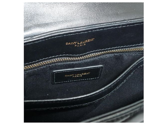 Yves Saint Laurent Bolsa de Ombro Acolchoada Toy Loulou Preto - vista 12