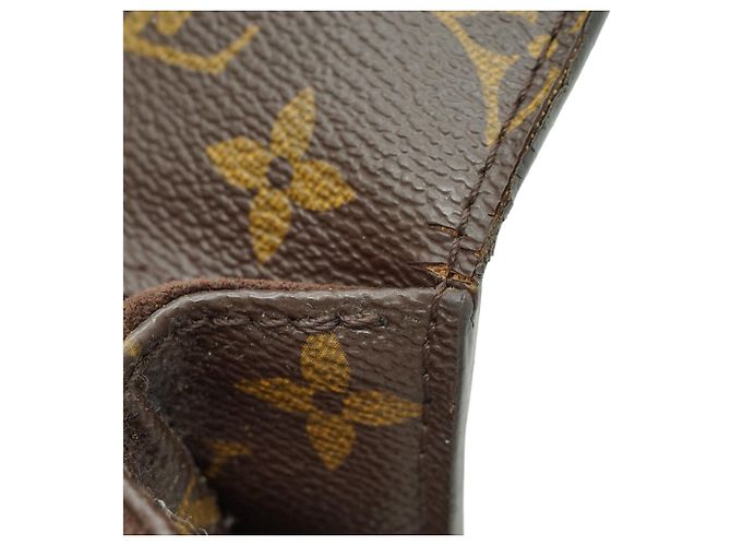 Louis Vuitton Monogram Pochette Metis MM Marrone - vista 15