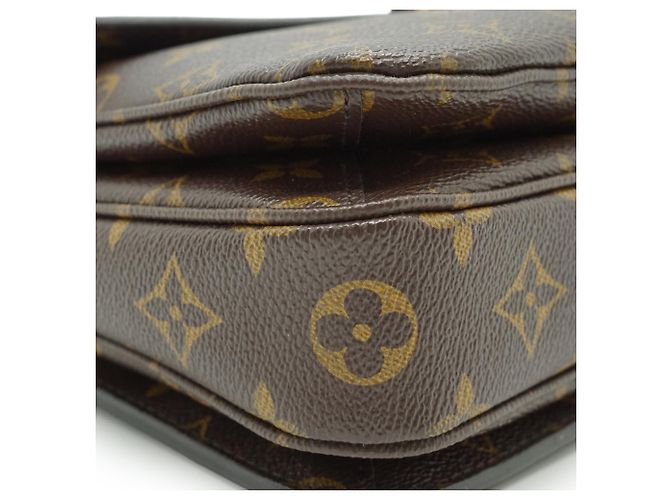 Louis Vuitton Monogram Pochette Metis MM Marrone - vista 7