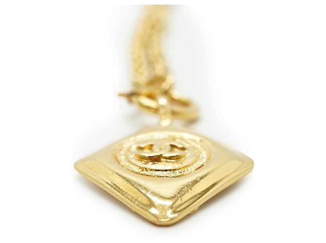 Chanel Collana con pendente Vintage CC a forma di diamante GP D'oro - vista 6