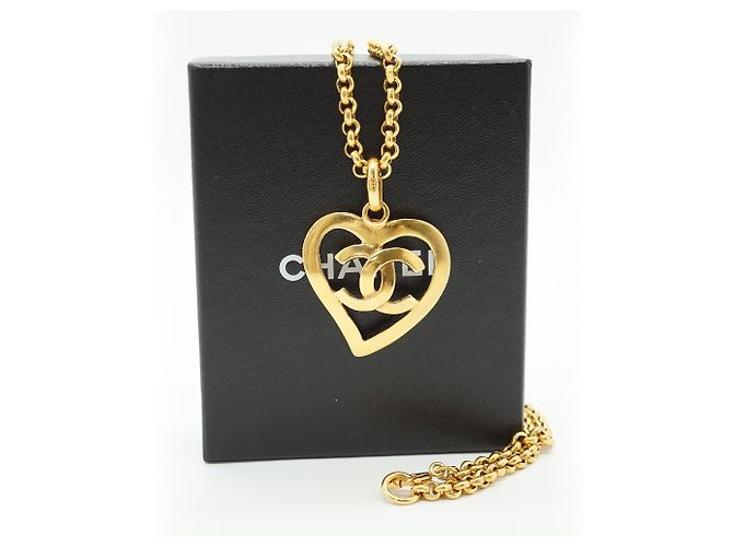 Chanel Collier Cœur CC Vintage Doré - vue 14