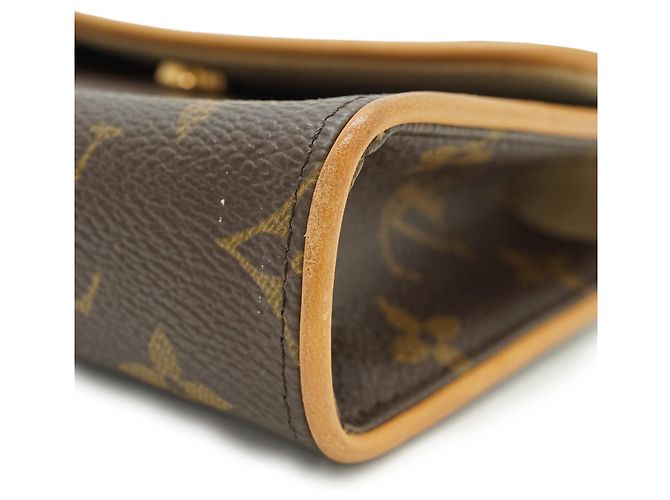 Louis Vuitton Monogram Pochette Florentine Brown Beige - view 9