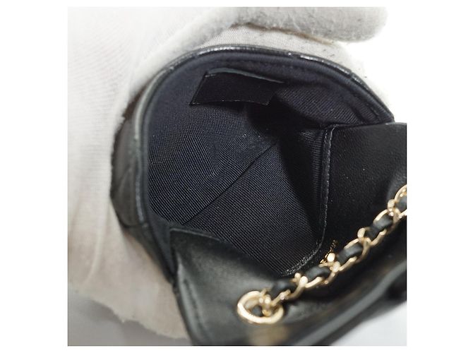 Chanel Mini Bolsa de Ombro Conversível em Pele de Cordeiro Matelassê com Fita e Corrente Preto - vista 13