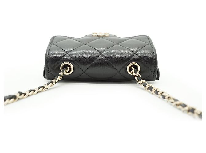 Chanel Mini Bolsa de Ombro Conversível em Pele de Cordeiro Matelassê com Fita e Corrente Preto - vista 9